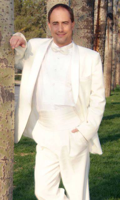 Voice Over Actor Ross Huguet Launches New Website