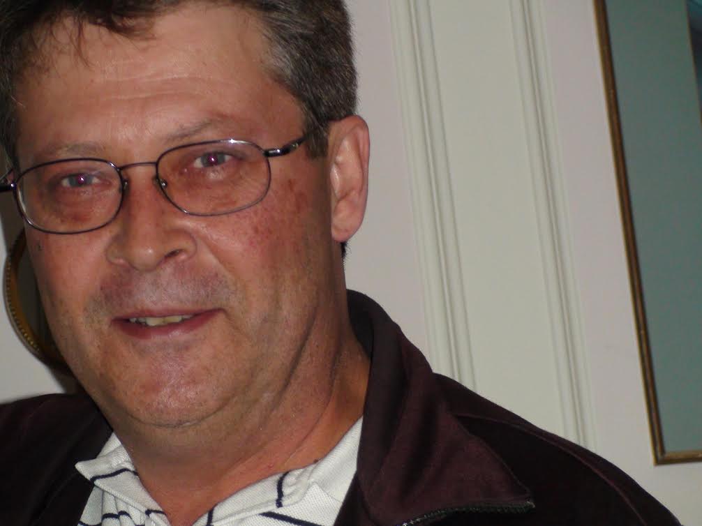 Heart attack claims life of Edmonton broadcaster