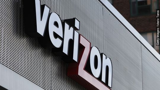 ESPN Sues Verizon Over New Stripped-Down ‘Custom TV’ Plan