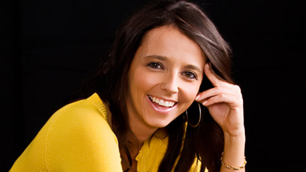 New HOT 103.7 Seattle Snares Deanna Cruz for Mornings