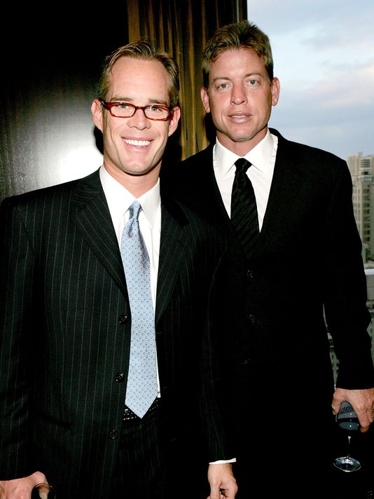 Seahawks Fans Petition to Ban FOX’s Buck, Aikman from Team Broadcasts