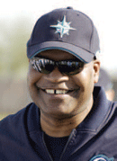 Former Seattle Mariners Player, Broadcaster Dave Henderson Dead at 57