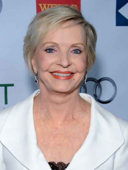 Florence Henderson, Mom on ABC-TV’s ‘The Brady Bunch,’ Dead at 82