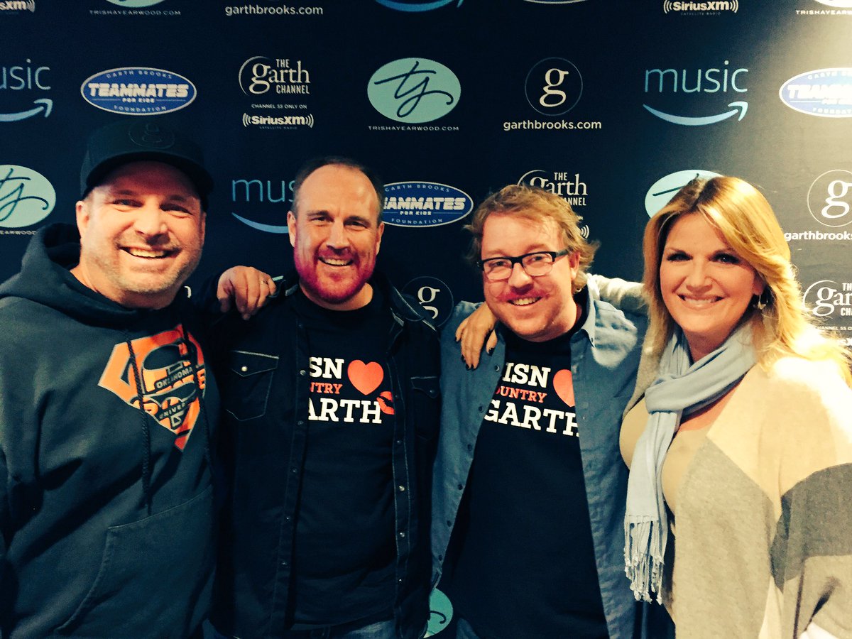 Seanna Collins talks with # 1 Country Morning Radio Hosts in Edmonton