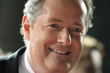 Unlikely Allies: Tucker, Piers Morgan Team up to Smash Neo-Liberals, Mainstream Media