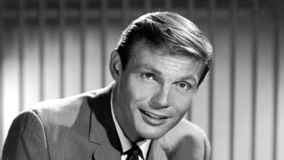 TV’s Original Batman, Adam West, Dies at 88