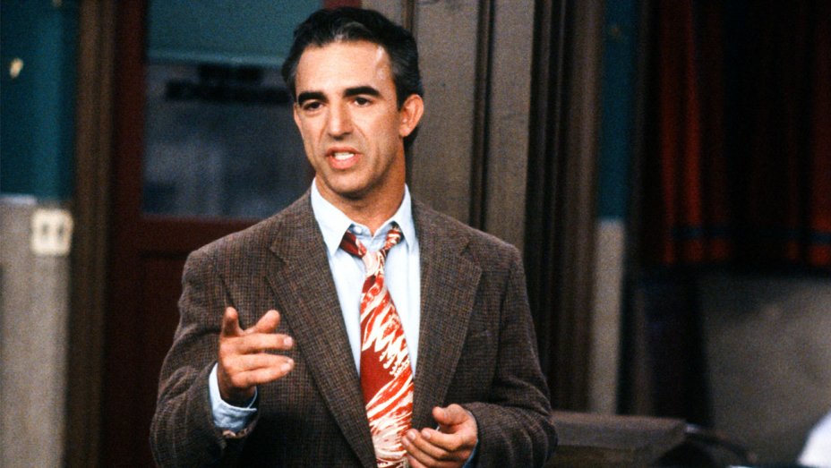 Jay Thomas of ‘Cheers,’ ‘Murphy Brown’ & Letterman Xmas Tree Fame Dies at 69
