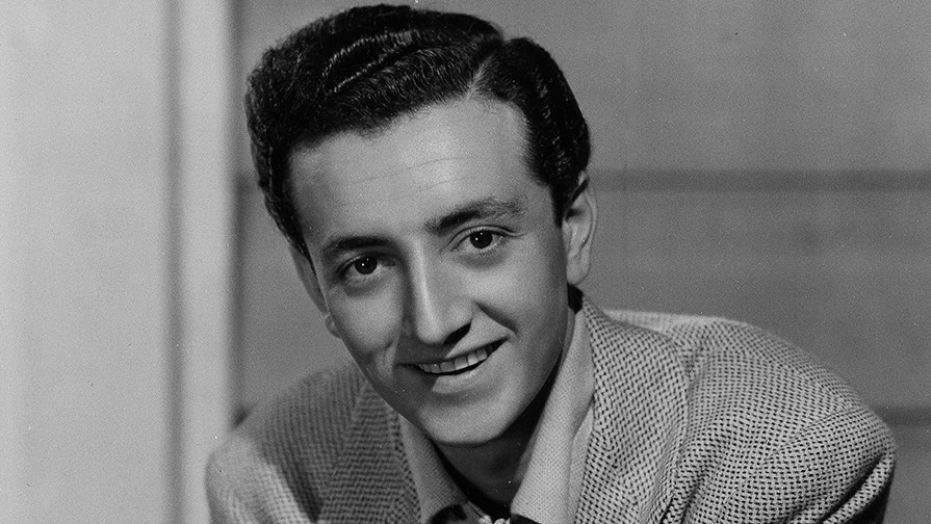 Singer Vic Damone Dead at age 89