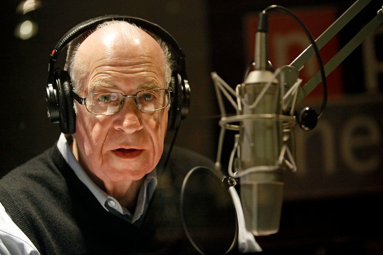 Retired NPR Newsman Carl Kasell Dies at 84