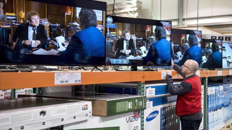 CRTC reverses decision to slash Canadian programming requirements