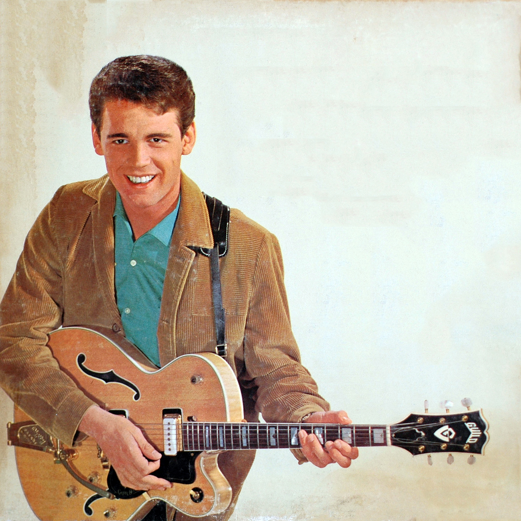 Chuck’s Classics features Duane Eddy