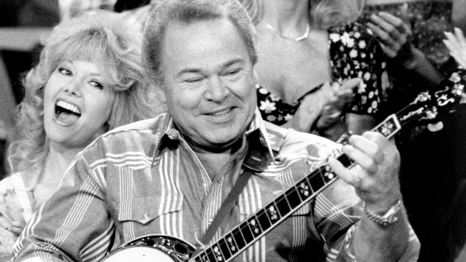 Country Star Roy Clark Dies at 85