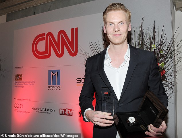 Winner of CNN’s ‘Journalist of the Year’ Award Faked Stories for Years