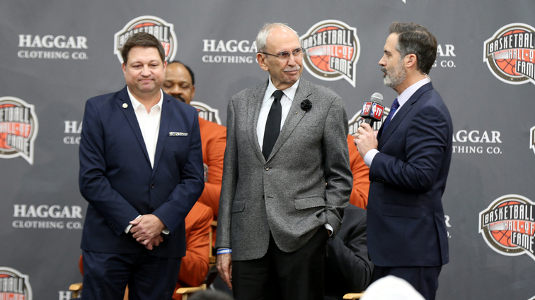 Retiring Voice of the LA Clippers Ralph Lawlor Wins Hall of Fame Honor