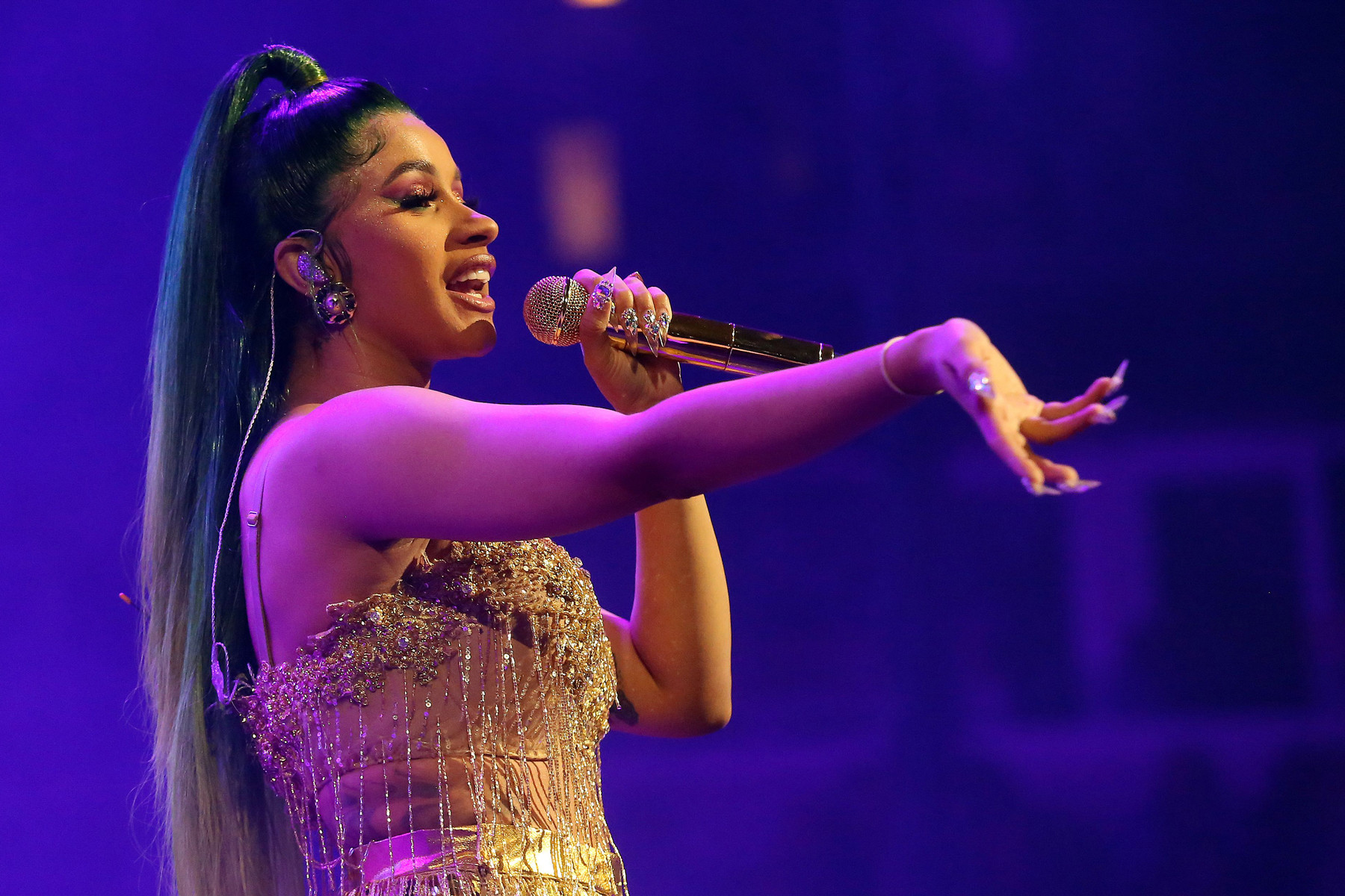 Rap Radio Is Playing More Women, But Streaming Playlists Lag Behind