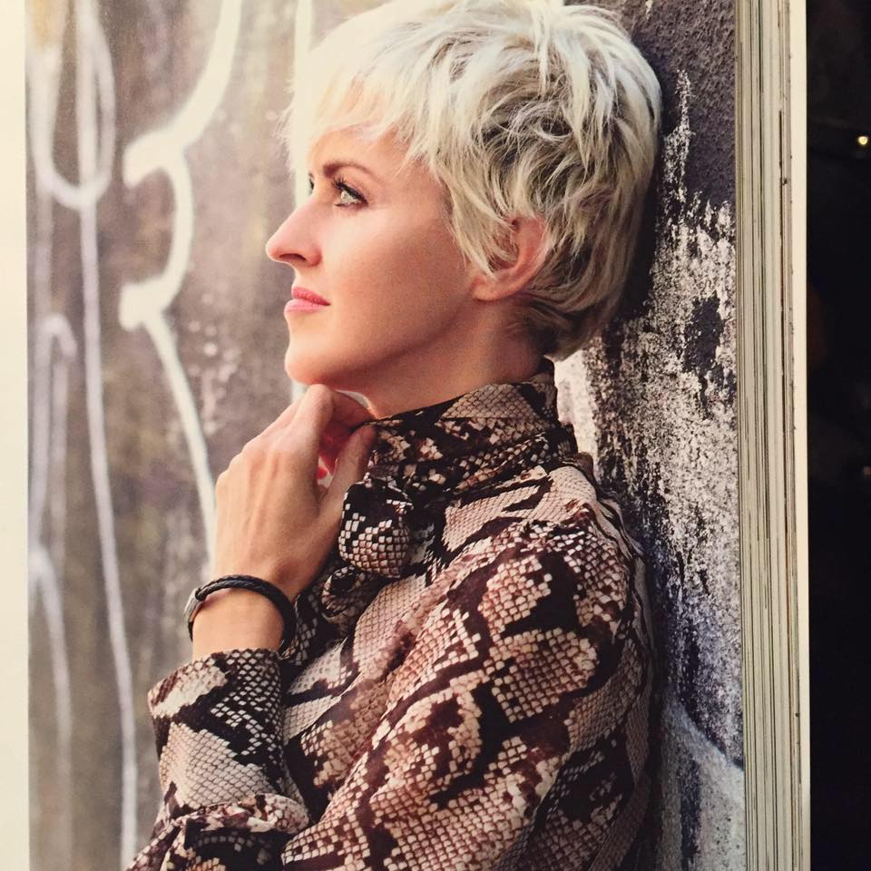 Genevieve Borne: Vive Le Difference