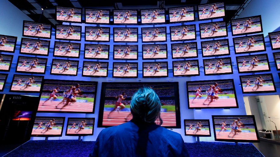 US Cord-Cutting Speeds Up as TV Providers Scramble to Boost Profits