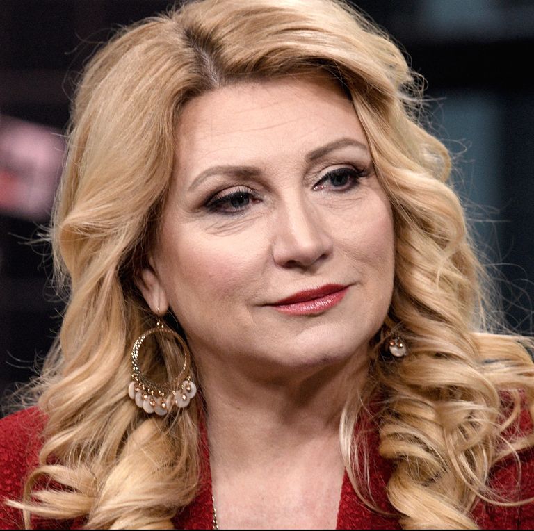 Oprah Mag Features Northwest Radio Star Delilah