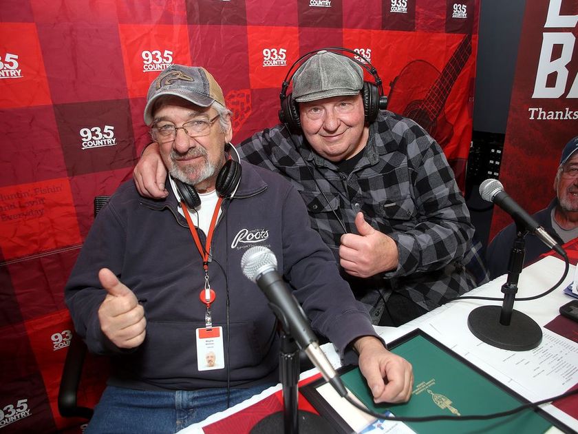 Longtime Kingston (Ont.) radio hosts sign off for final time