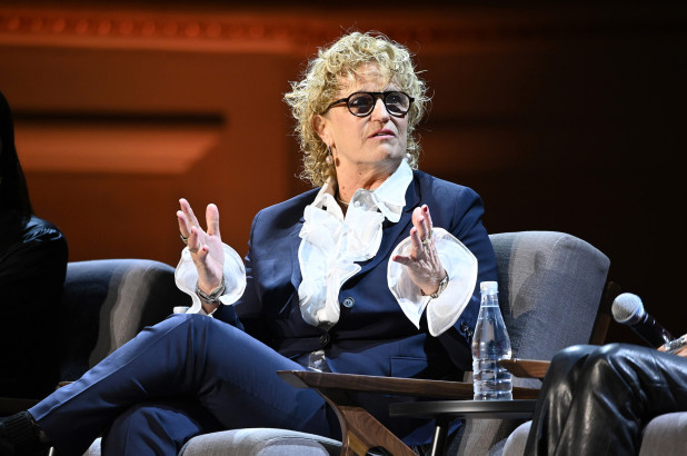 Variety editor in chief placed on Administrative Leave after Twitter spat