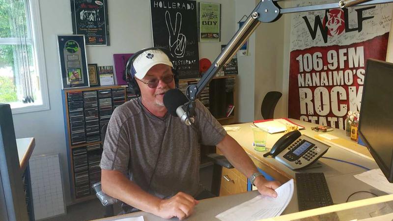 106.9 FM Nanaimo’s The Wolf’s Ron Jones does his last morning show