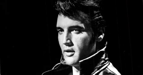 Christmas Classic with Elvis Presley…