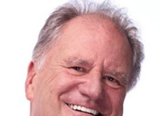 At first he was dead, then his heart started to beat again. Mike McCardell Shares this Incredible Story, from death back to life again