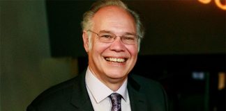 Tom & Curley Show co-host Tom Tangney announces retirement from KIRO FM