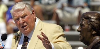 John Madden, Hall of Fame coach and broadcaster, dies at 85