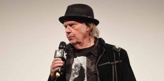Hypocritical Rocker Neil Young Threatens Spotify Over Joe Rogan