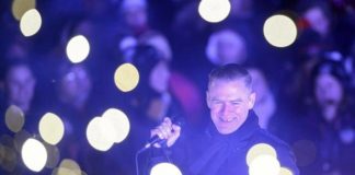 Bryan Adams to be inducted into Canadian Songwriters Hall of Fame