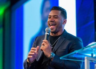 Two quality QBs in the house, by Dr. Sport Greg Douglas