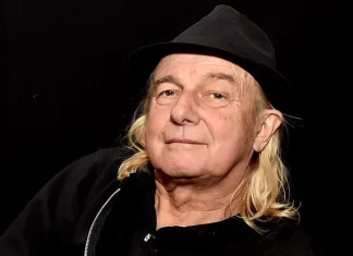 Alan White, Drummer for Yes and John Lennon Dies at 72