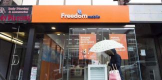 Rogers strikes $2.85-billion deal to sell Freedom Mobile to Quebecor