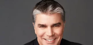 Calgary Eyeopener host David Gray hanging up the headphones