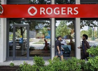 Rogers CEO apologizes for outage, says it came after network maintenance update