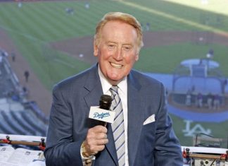 Vin Scully, legendary Dodgers broadcaster, dead at 94