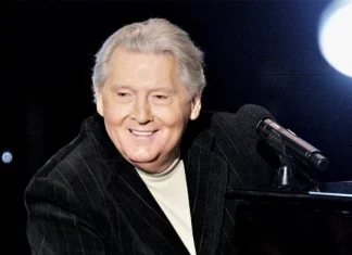 Jerry Lee Lewis, Rock Pioneer and ‘Great Balls of Fire’ Singer, Dies at 87