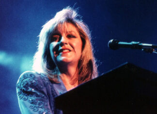 Christine McVie, Keyboardist and Singer for Fleetwood Mac, Dead at 79