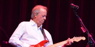 Radio Mans fave with Boz Scaggs PLUS, another great tune and David Foster Enjoy!