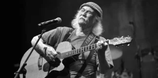 David Crosby, Byrds and Crosby, Stills & Nash Co-Founder, Dies at 81 (Update)