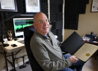 Longtime broadcast journalists Herb Weisbaum, Gregg Hersholt sign off