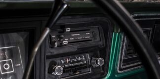 Potential loss of AM radio in vehicles a concern for farmers