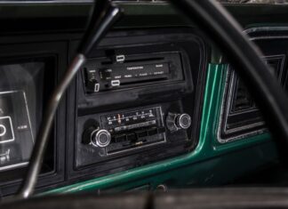 Potential loss of AM radio in vehicles a concern for farmers