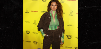 Tori Kelly Rushed To Hospital After Collapsing. Doctors Find Blood Clots