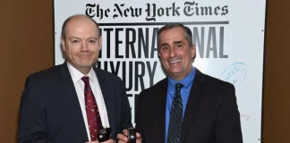 CNN Hires Ex-New York Times Chief As New CEO