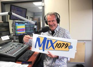 Edmonton’s ‘Official’ Christmas Station Mix 107.9 welcomes Rob Christie to their airwaves