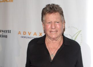 Ryan O’Neal, Star of ‘Love Story,’ ‘What’s Up, Doc?’ and ‘Paper Moon,’ Dies at 82