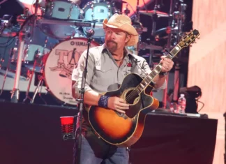 Country singer-songwriter Toby Keith dies at 62