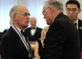 TAIT: Edmonton loses a news icon with death of Bruce Hogle, 95